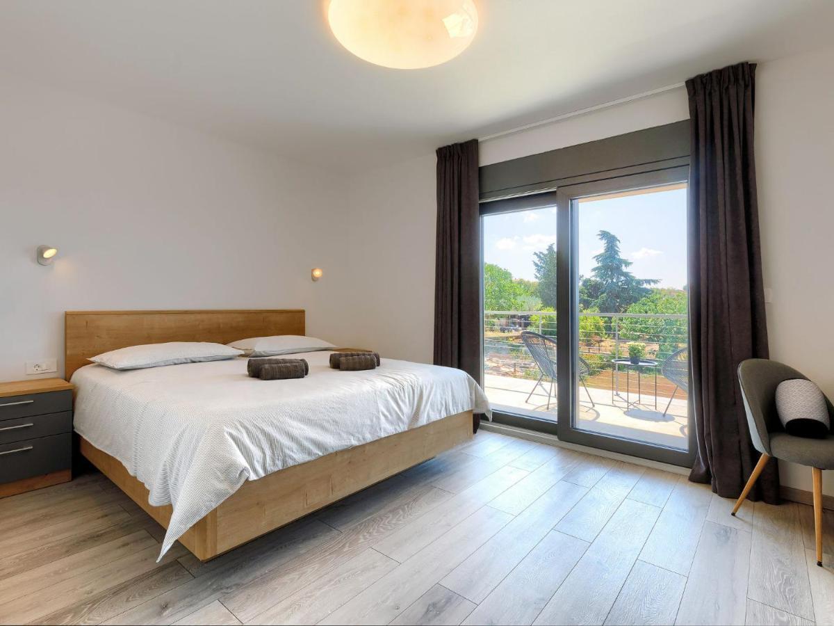 Holiday Home Villa Essea Kanfanar Exterior foto